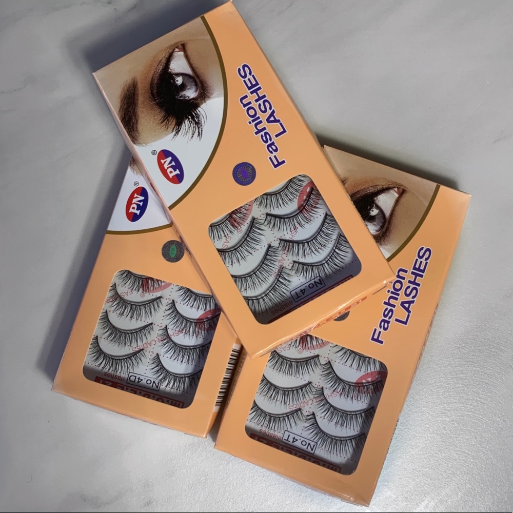 NEW 10 pack of FASLE LASHES
